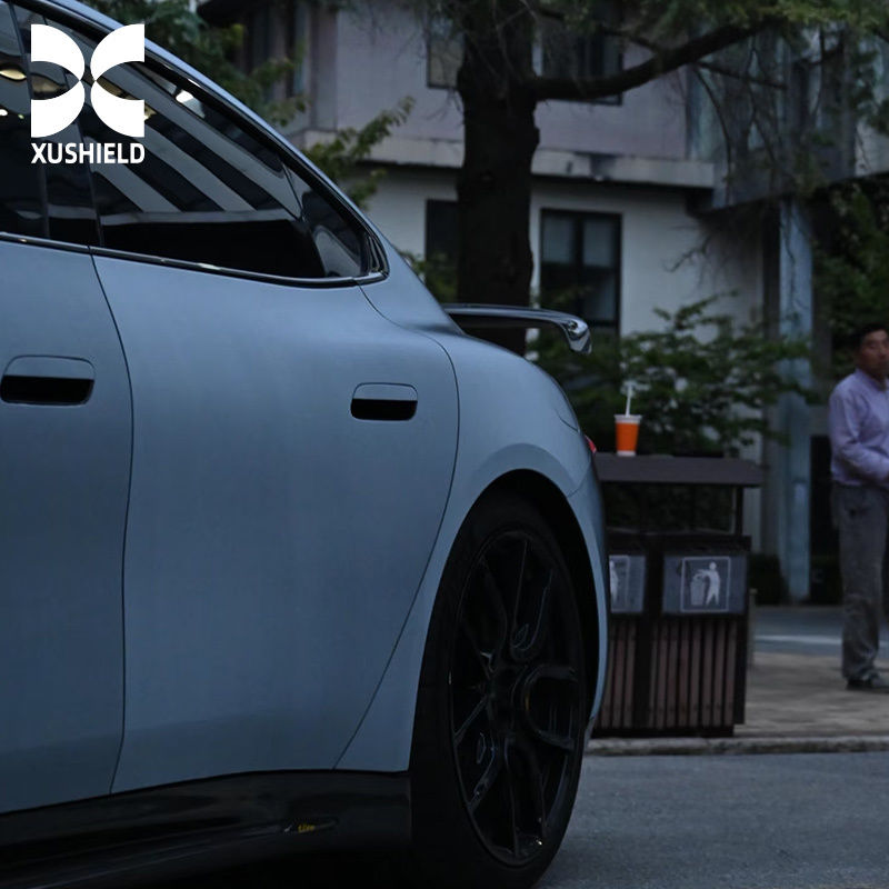 Özel ABD Kalitesi Küresel En Düşük Beyaz siyahtan siyaha döner Fiyat TPU PPF Film Araba Koruma Filmi Araba Kaplama Güneş tutulması siyah